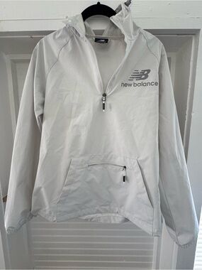 New Balance Pullover Windbreaker